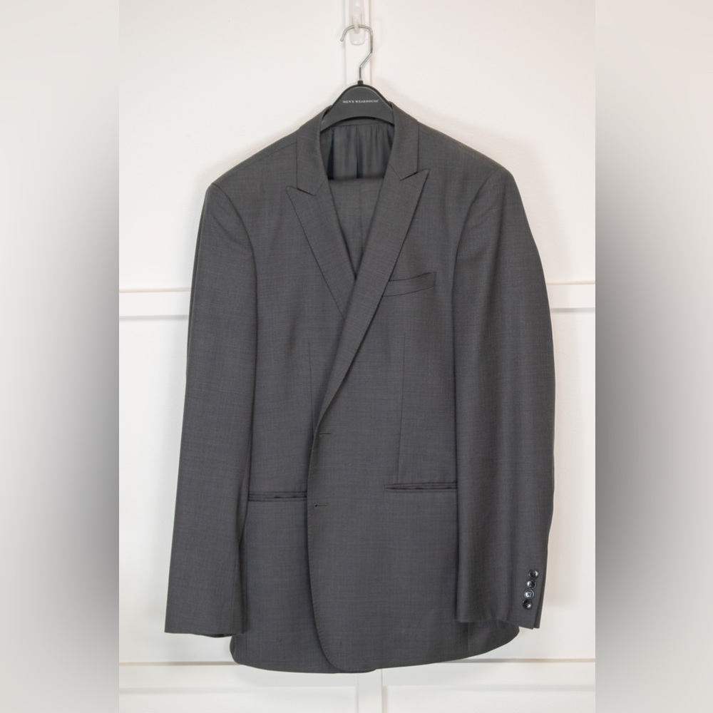 Calvin Klein suit in gray